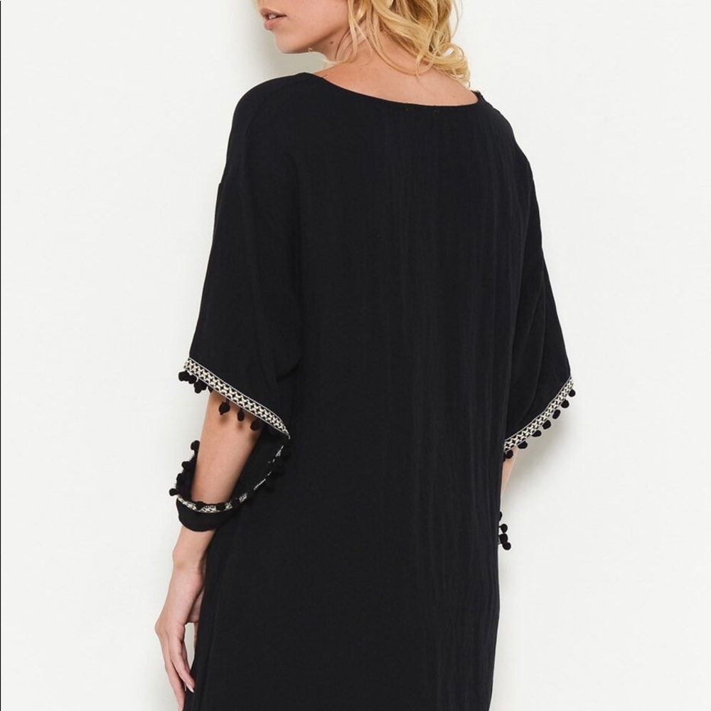 Black Cut-Open Sleeve Top